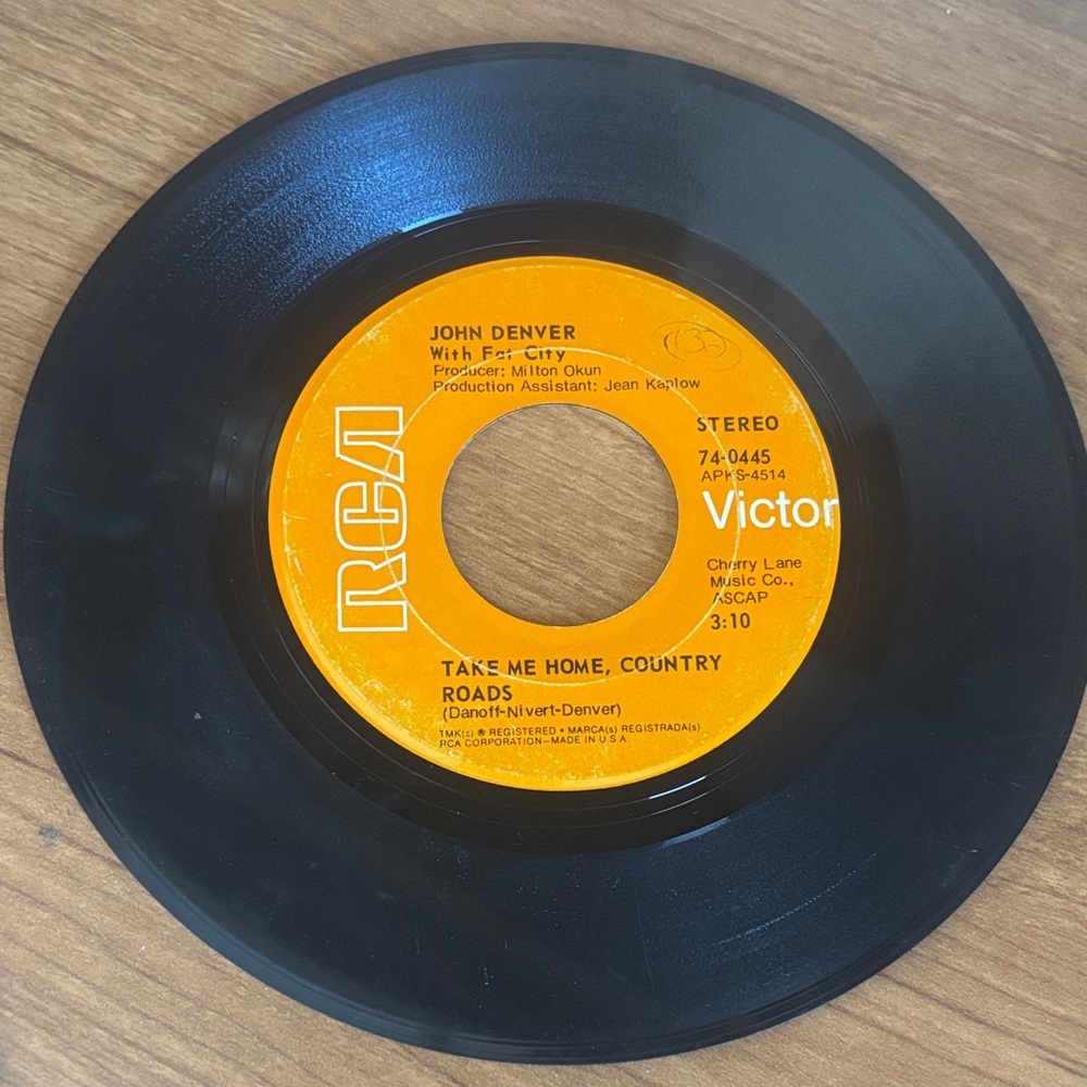 RCA Vinyl Record - John Denver ,Take me home & Country Roads